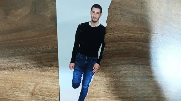 DAİŞ diri diri mezara gömdü, ÖSO bacağını kesti: 8 yıldır tutuklu Derviş ailesini arıyor
